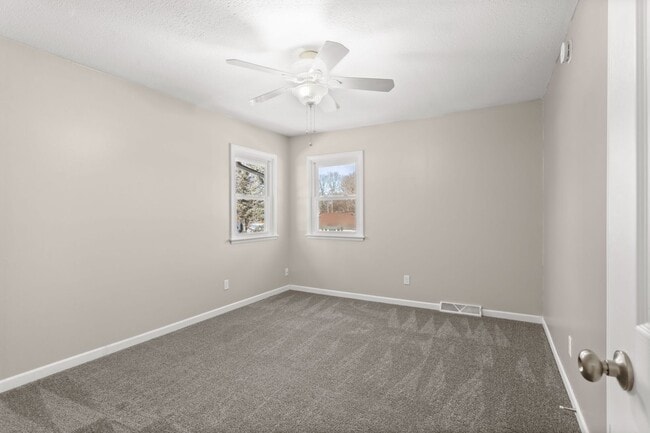 Building Photo - 14169 68th Pl N