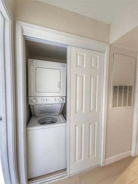 Building Photo - 9100 Dr M.L.K. Jr St N