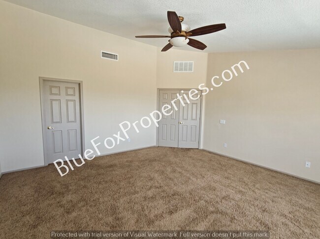 Building Photo - 12364 N Mt Bigelow Rd