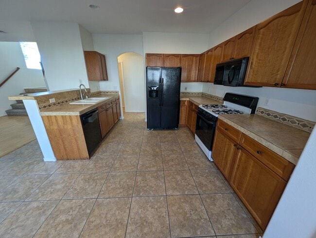 Building Photo - 205 Heiple Ct