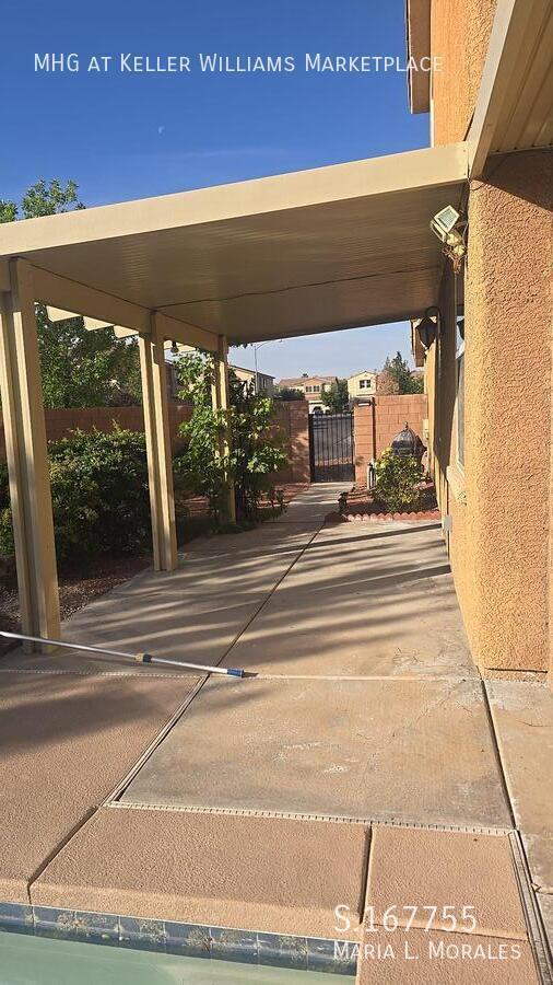 Building Photo - 7116 N Woodpeckers Ct