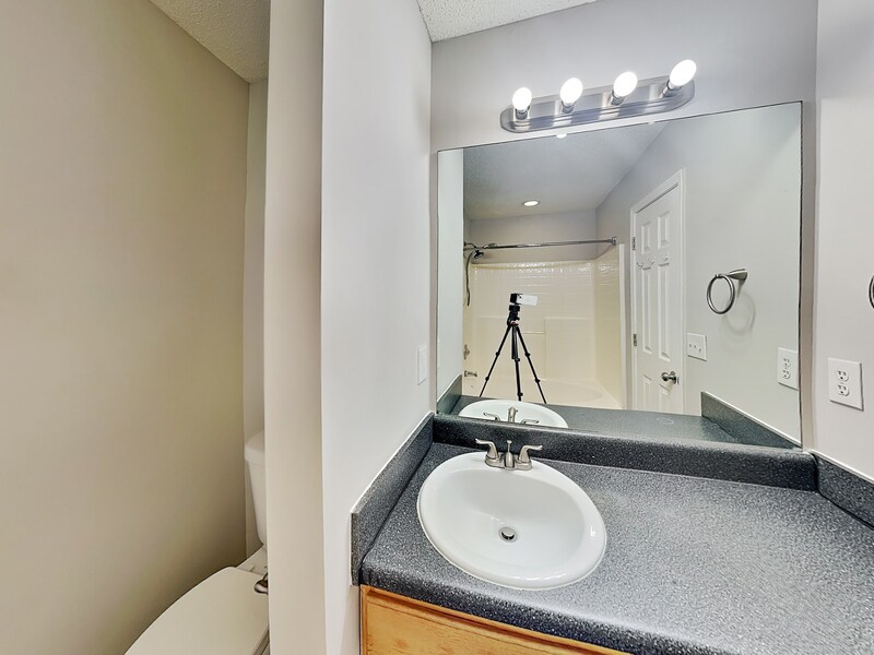 Building Photo - 178 Wyngate Ct