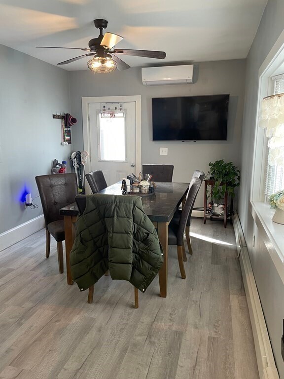 Building Photo - 215 Adams St