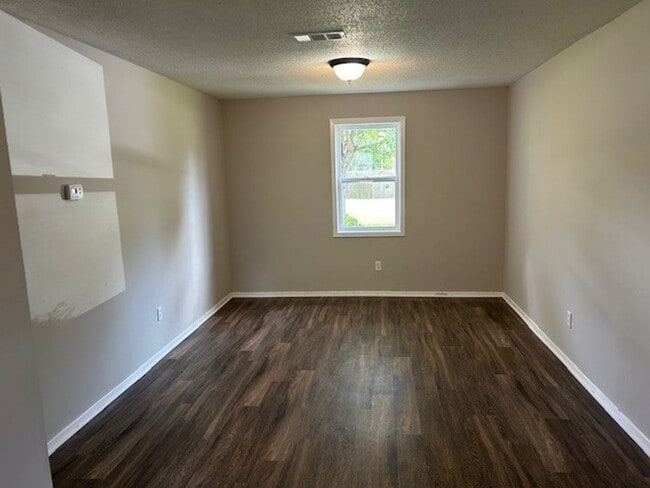 Building Photo - 101 Normandy Ave