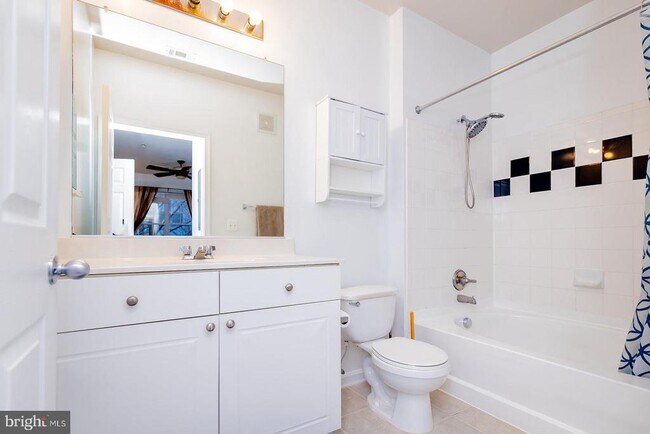 Building Photo - 11373 Aristotle Dr