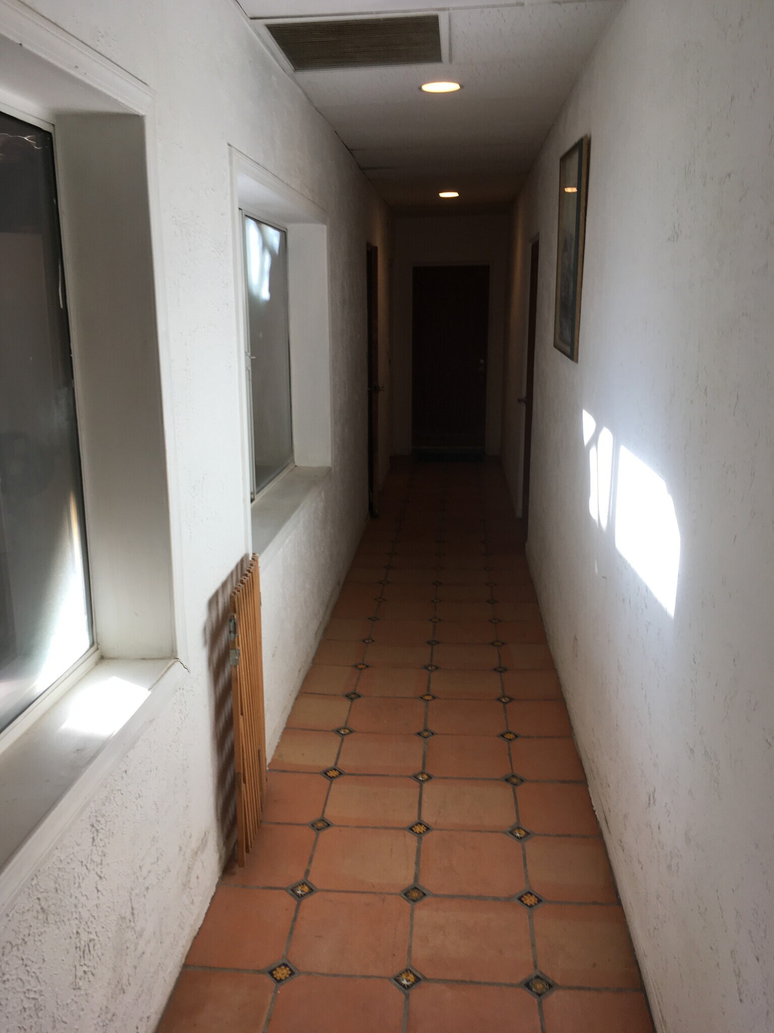 Building Photo - 19900 Bennett Rd