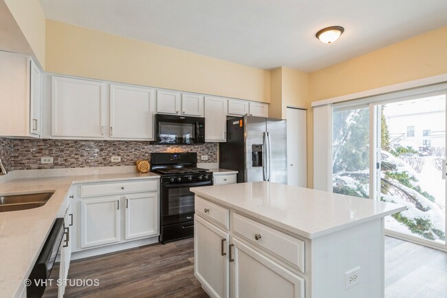 Building Photo - 3202 Harvard Ln
