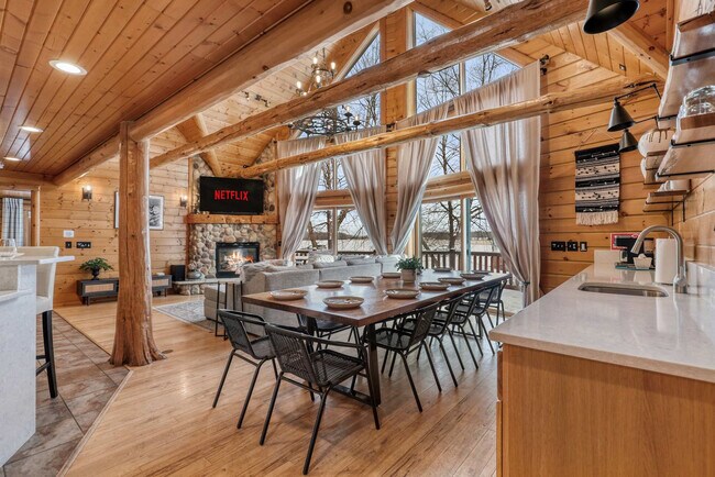 Building Photo - S3925 County Hwy BD