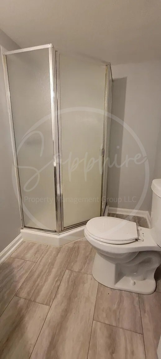 Building Photo - 2815 S Collin Ave