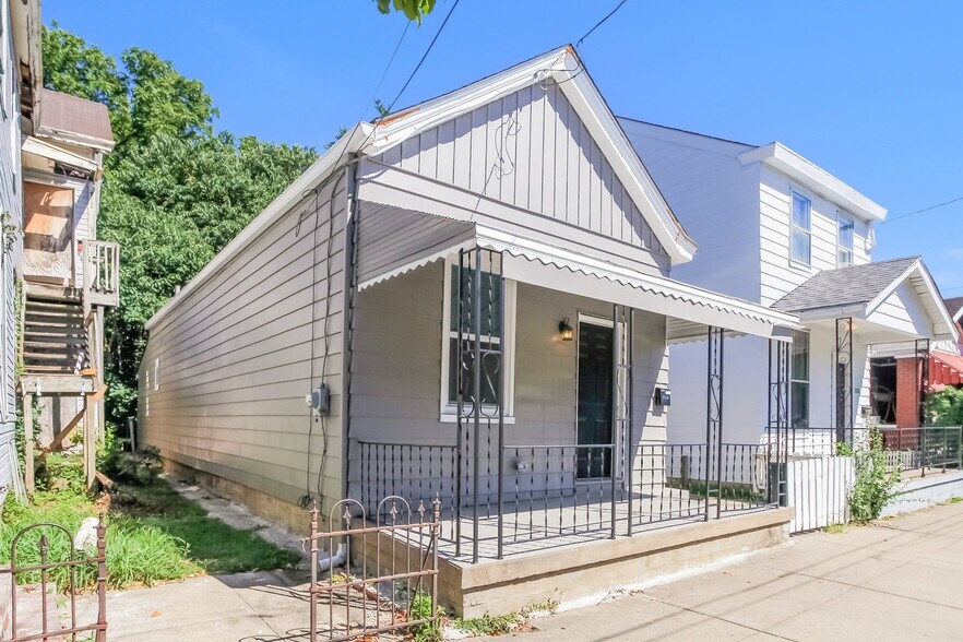 Building Photo - 1718 Garrard St