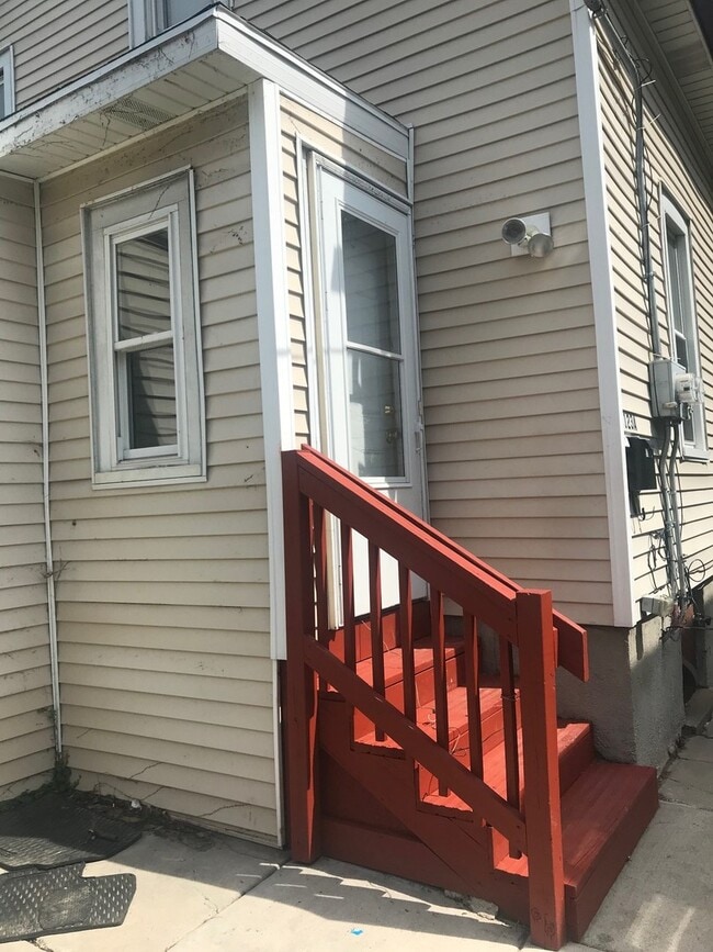 Building Photo - 3123-23A N 37th St