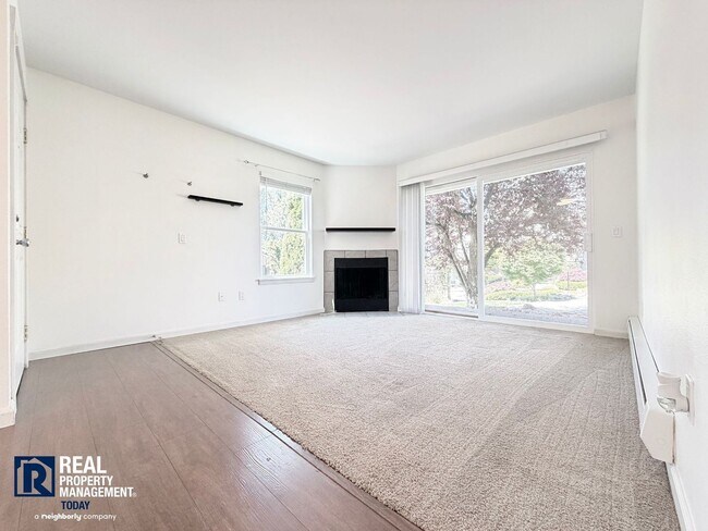 Building Photo - Charming 2-Bedroom Condo in Kent – Ground Floor Living with Modern Upgrades!
