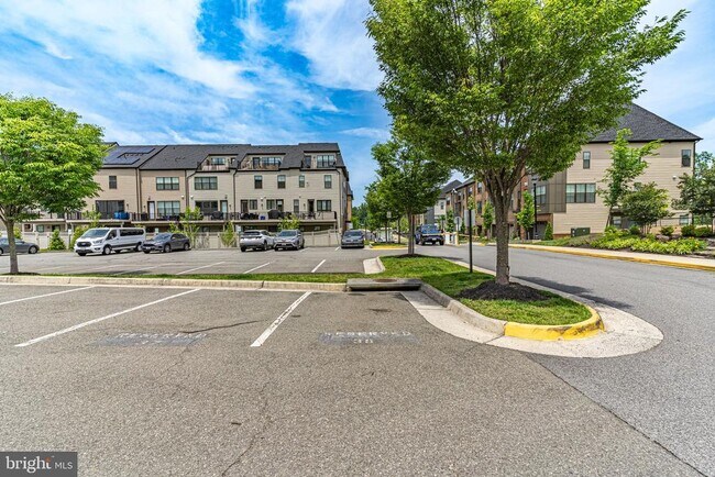 Building Photo - 6301 Edsall Rd