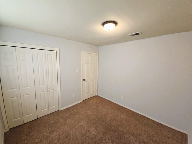 Building Photo - 5611 Caldicote St