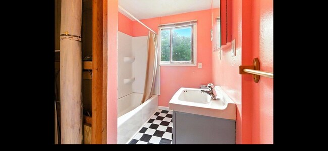 Primary Photo - 3116 Pocahontas Rd