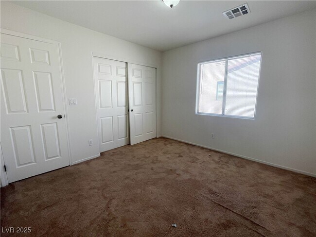 Building Photo - 1838 Versante Ave