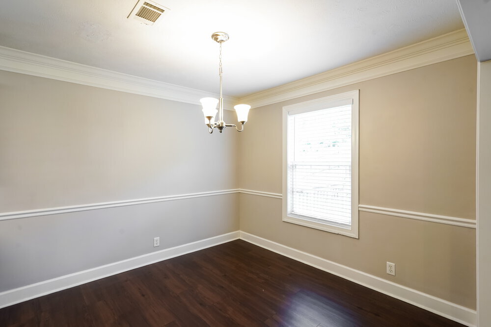 Building Photo - 1636 Bridgecrest Dr