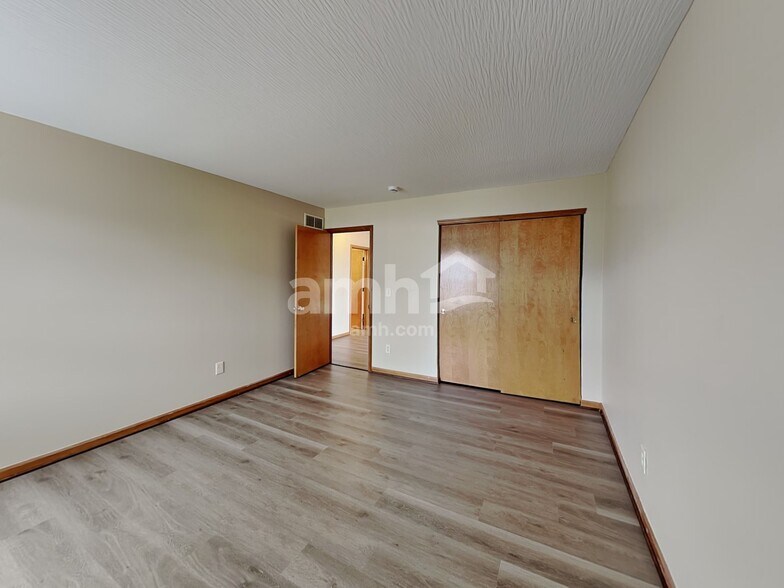 Building Photo - 160 Whittington Pl