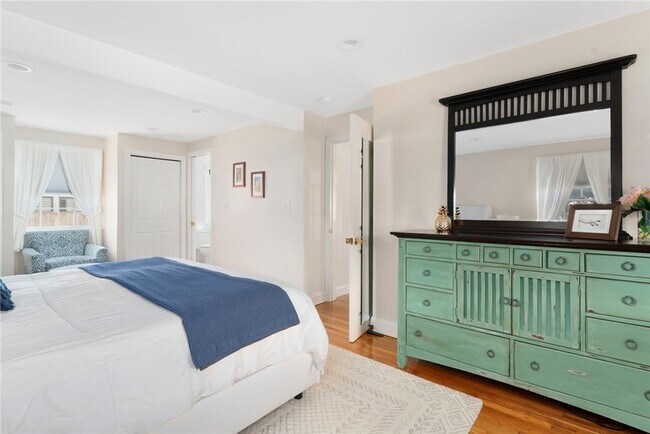 Building Photo - 73 Merton Rd