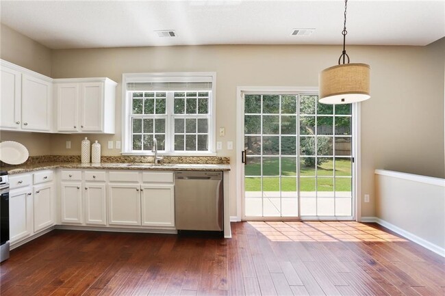 Building Photo - 13638 Weycroft Cir