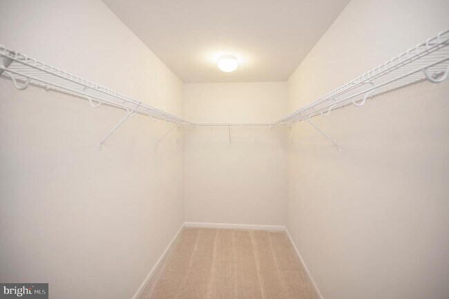 Building Photo - 1092 Aspen Rd