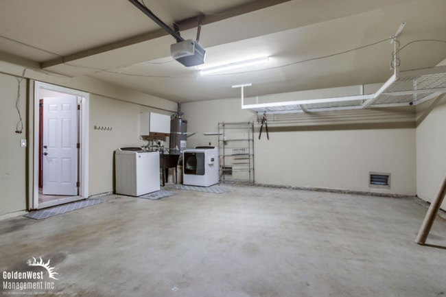 Building Photo - Stylish 3Bdm 2Ba Unfurnished Home in Missi...