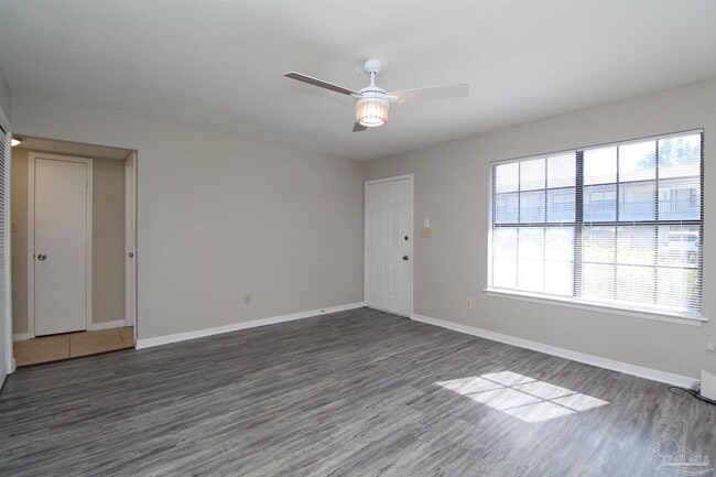 Building Photo - 720 Tumbleweed Trail