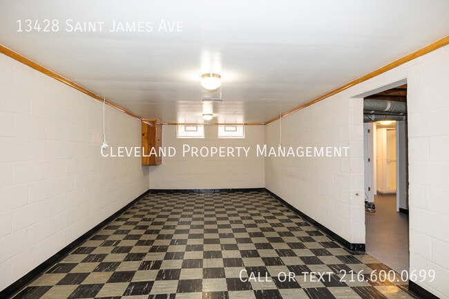 Building Photo - 13428 St James Ave