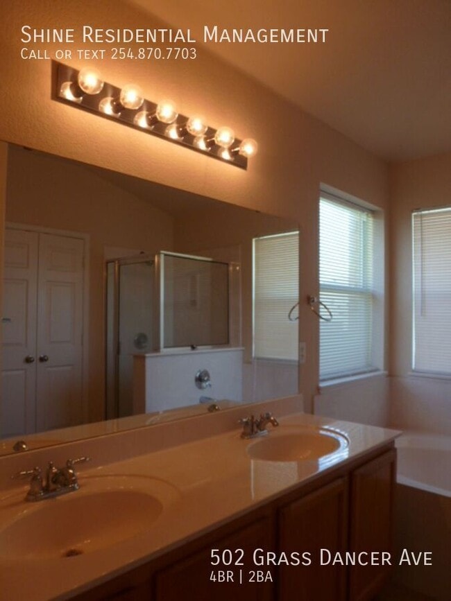 Building Photo - 502 Grass Dancer Ave