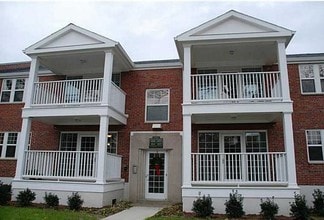 Building Photo - Riverpoint Court