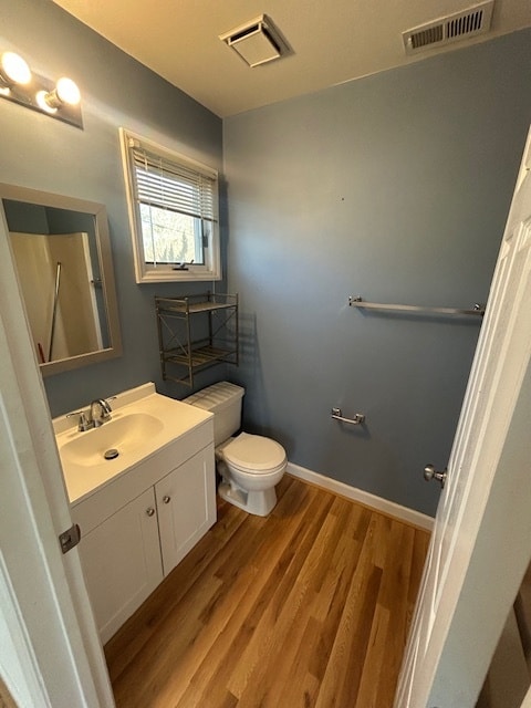 Building Photo - 120 E Oak Ave