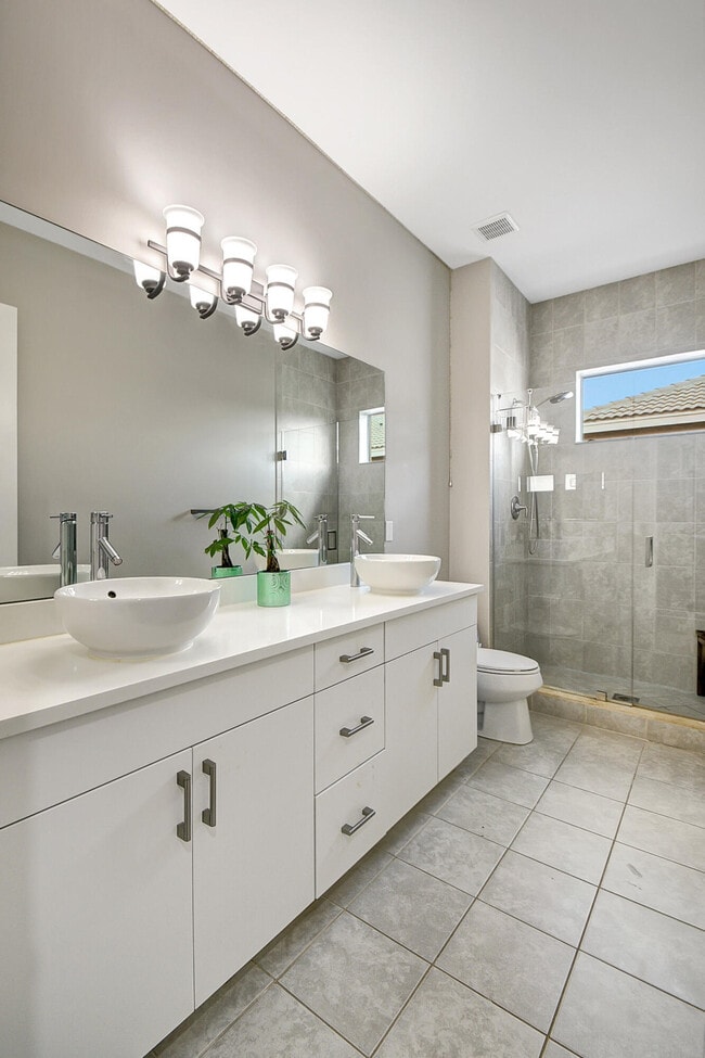 Building Photo - 8952 Cypress Grove Ln