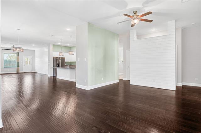 Building Photo - 1605 Cedar Crest Dr