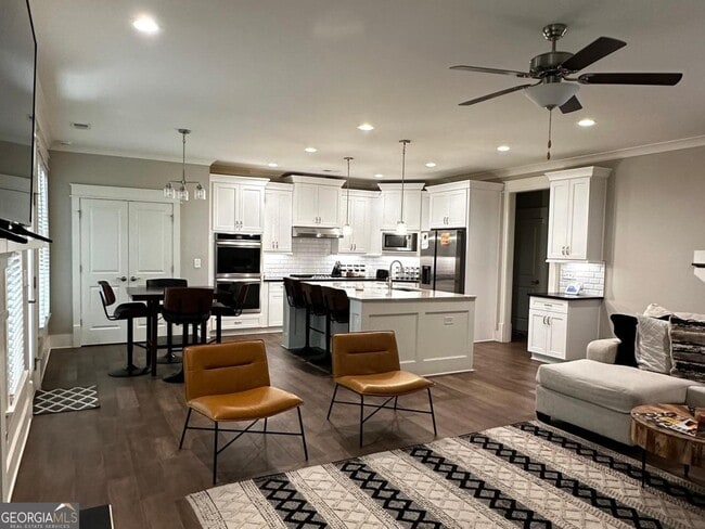 Building Photo - 6247 Allen Ivey Rd