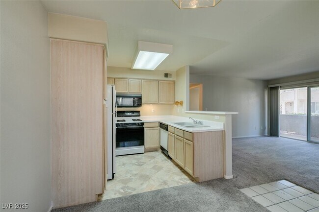 Building Photo - 5211 Caspian Springs Dr