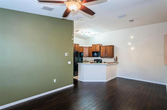 Building Photo - 9013 Moonlit Meadows Loop