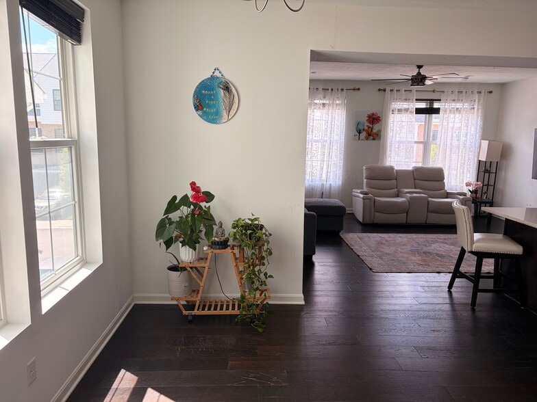 Building Photo - 310 Thurgood Dr