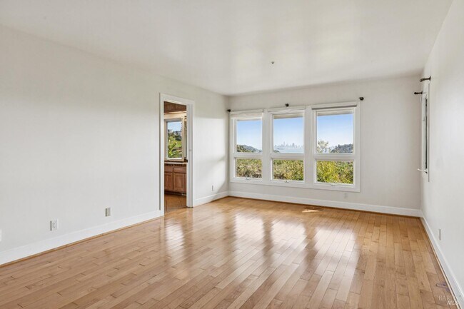 Building Photo - 95 Spring Ln