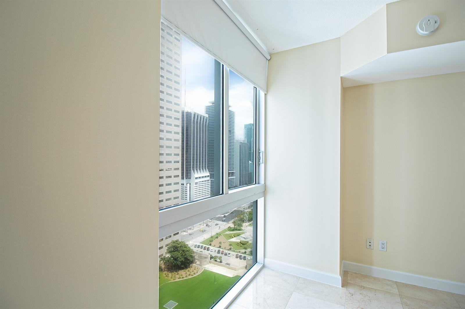 Building Photo - 335 S Biscayne Blvd