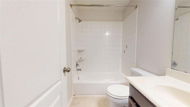 Building Photo - 26503 Forest Pine Ln