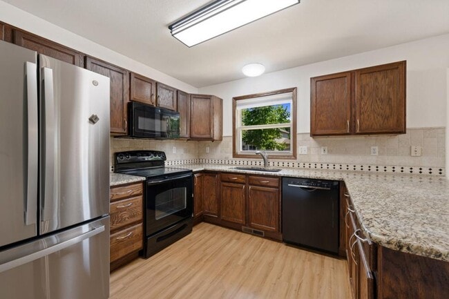 Building Photo - 2456 Mary Beth Ct