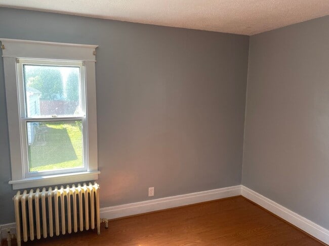 Building Photo - 126 Chamberlin Dr