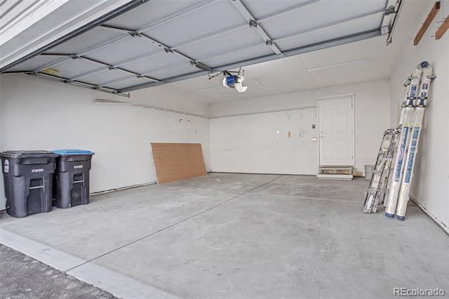 Building Photo - 13743 E Marina Dr