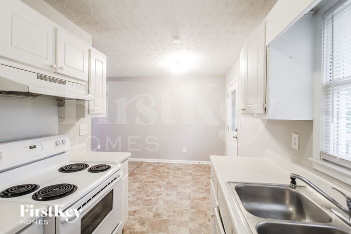 Building Photo - 262 Kesler Ct