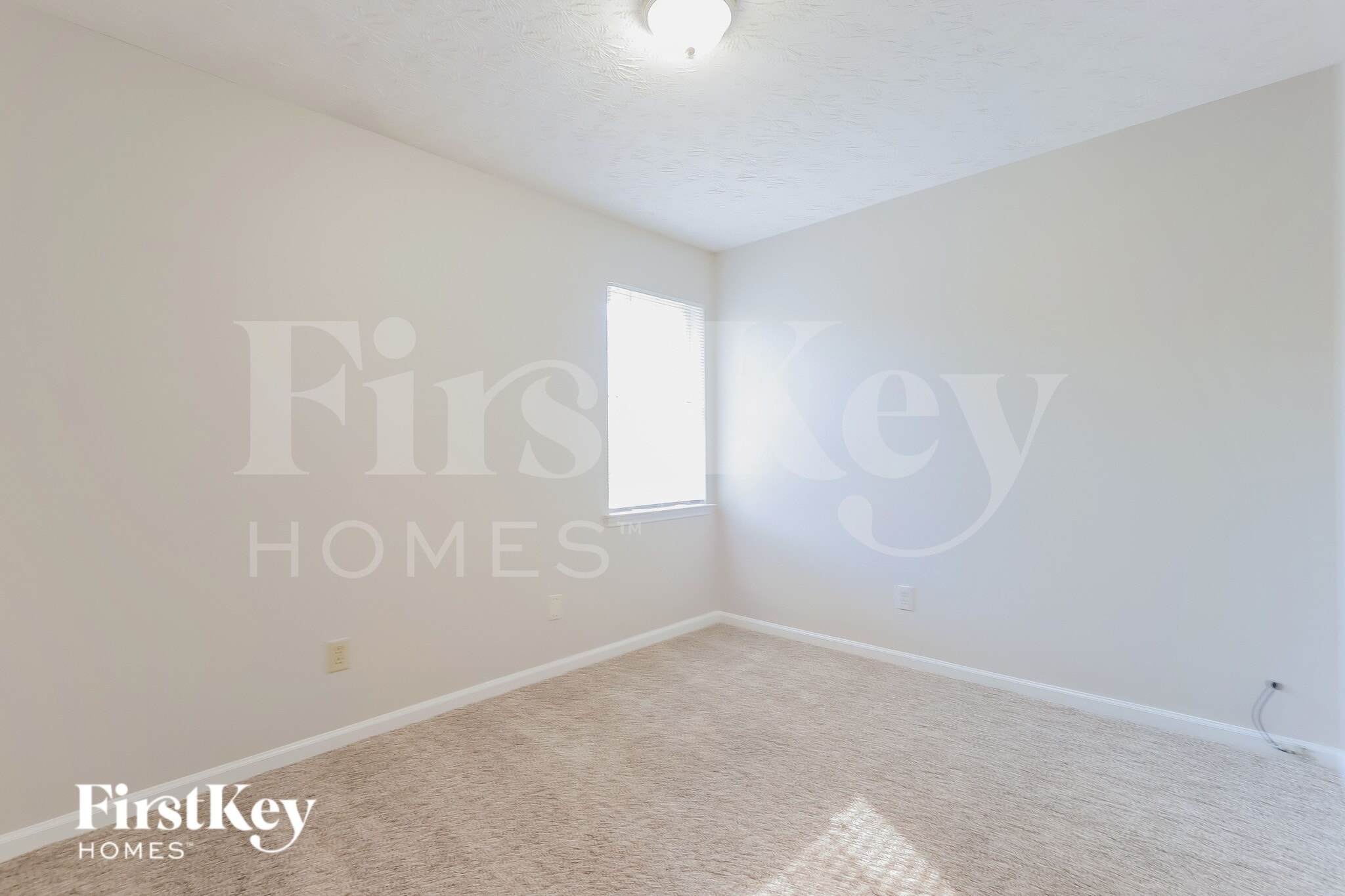 Building Photo - 10270 Misty Ridge Dr