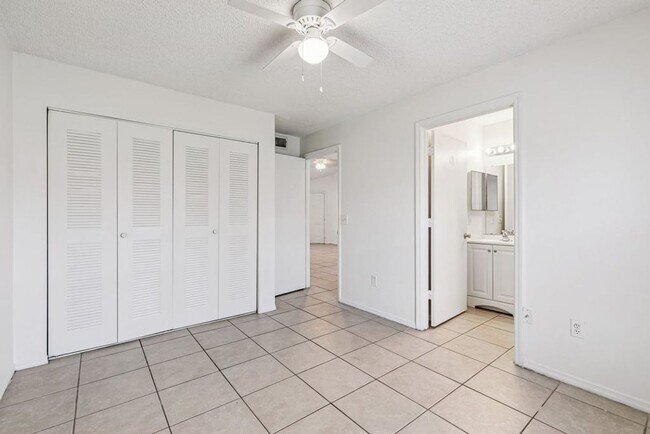 Building Photo - Spacious and Affordable 2/2 Condo In Lancelot at Winter Park