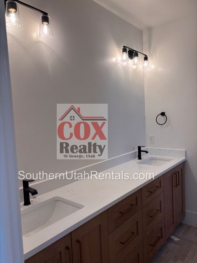 Building Photo - Ultimate Brand New Dream House - 6 bed | C...