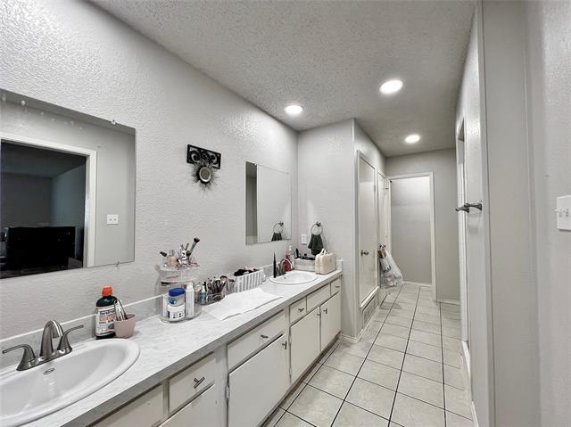 Building Photo - 1803 Ridgebrook Dr