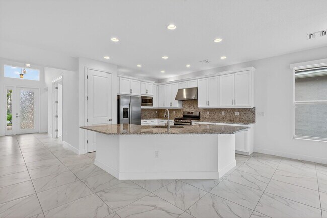 Building Photo - 11765 SW Poseidon Way