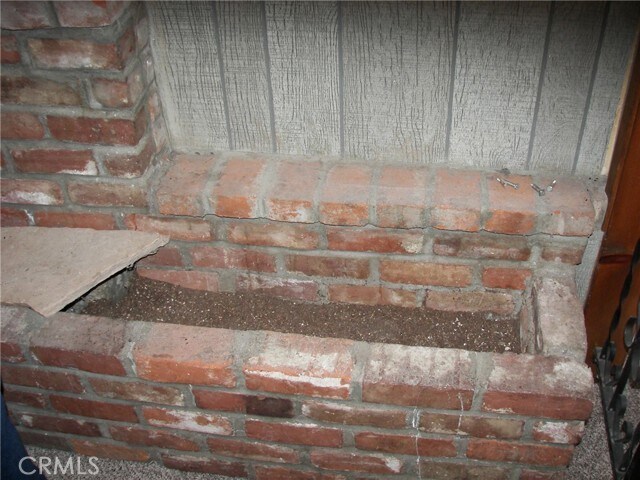 Building Photo - 21636 Sawpit Canyon Rd